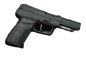 151002-guns-FN-Five-seven-pistol.jpg.CROP.promovar-medium2